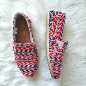 TOMS Women's Redondo Chevron Woven with Faux Shearling Size 9.5